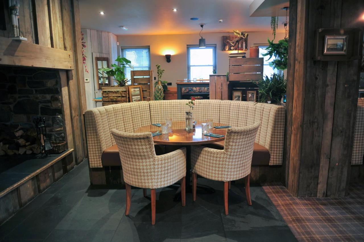 The Tal-Y-Cafn Hotel Conwy Esterno foto