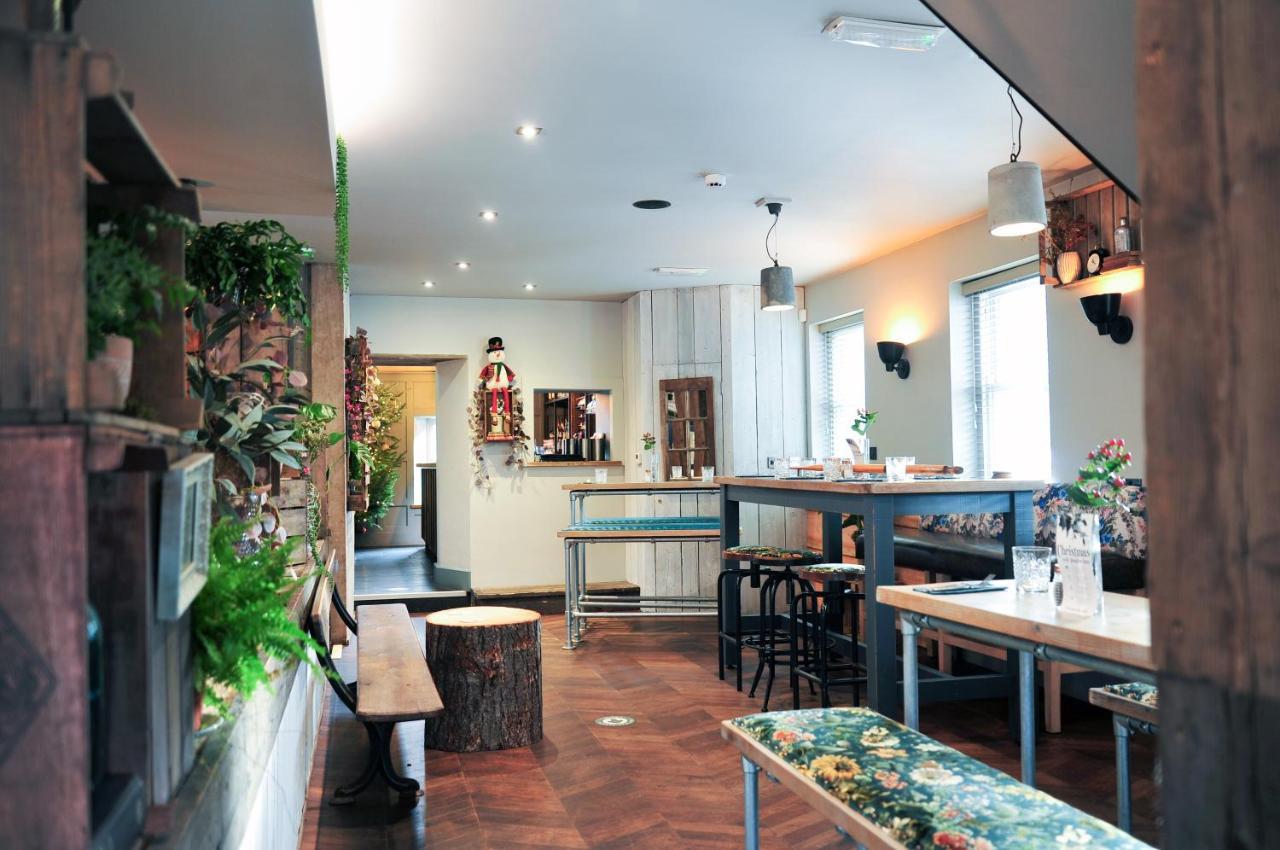 The Tal-Y-Cafn Hotel Conwy Esterno foto