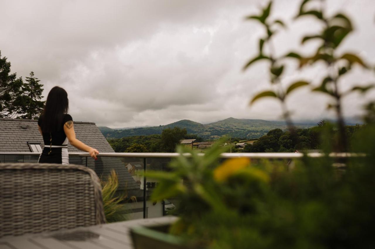 The Tal-Y-Cafn Hotel Conwy Esterno foto